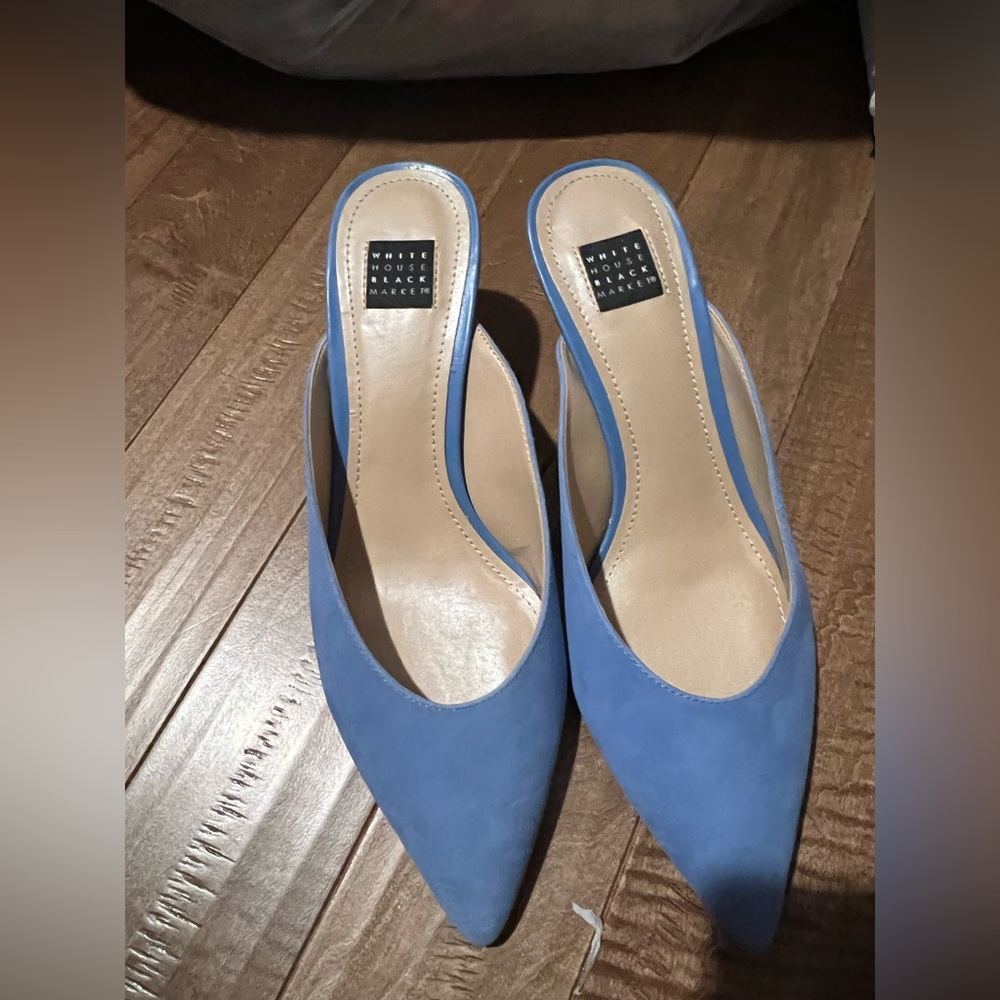 5/$10 blue mules white house black market size 6